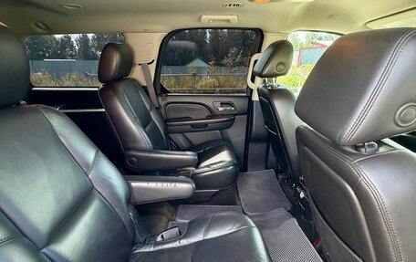 Cadillac Escalade III, 2007 год, 1 650 000 рублей, 12 фотография