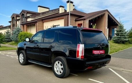 Cadillac Escalade III, 2007 год, 1 650 000 рублей, 3 фотография