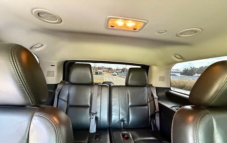 Cadillac Escalade III, 2007 год, 1 650 000 рублей, 13 фотография
