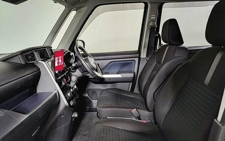 Toyota Roomy I, 2021 год, 1 550 000 рублей, 13 фотография