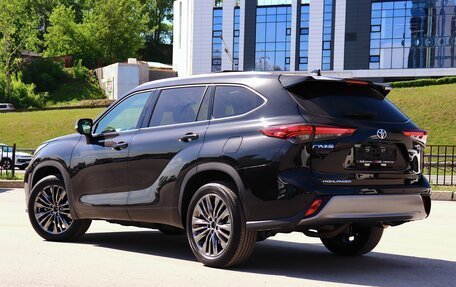 Toyota Highlander, 2025 год, 5 190 000 рублей, 6 фотография