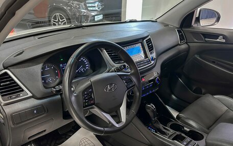 Hyundai Tucson III, 2018 год, 2 180 000 рублей, 10 фотография