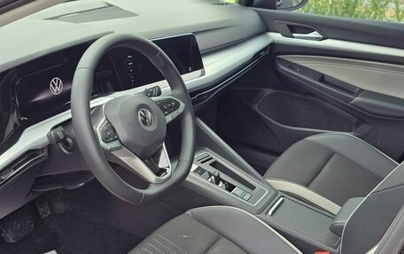 Volkswagen Golf VIII, 2021 год, 1 840 000 рублей, 8 фотография