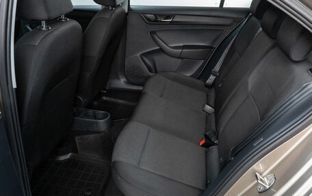 Skoda Rapid I, 2018 год, 1 040 000 рублей, 16 фотография