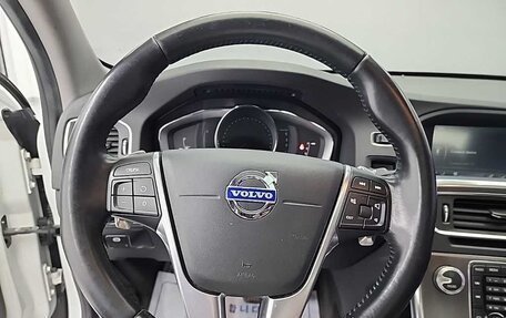 Volvo S60 III, 2015 год, 1 140 010 рублей, 7 фотография