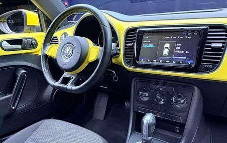 Volkswagen Beetle, 2015 год, 1 462 000 рублей, 12 фотография
