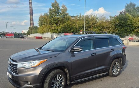 Toyota Highlander III, 2014 год, 3 050 000 рублей, 8 фотография