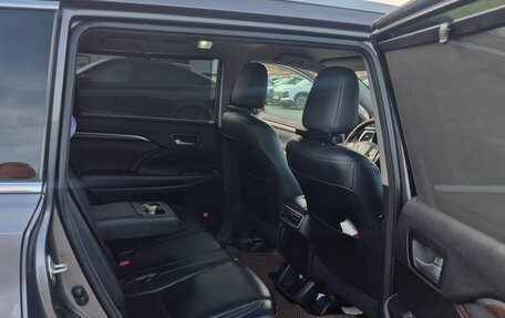 Toyota Highlander III, 2014 год, 3 050 000 рублей, 13 фотография