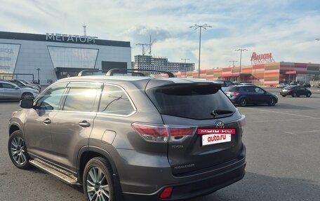 Toyota Highlander III, 2014 год, 3 050 000 рублей, 3 фотография