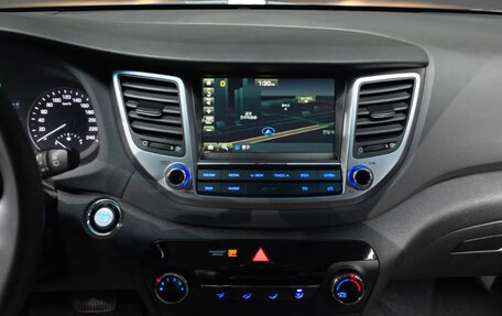 Hyundai Tucson III, 2018 год, 1 705 000 рублей, 10 фотография