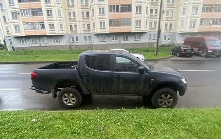 Mitsubishi L200 IV рестайлинг, 2011 год, 1 050 000 рублей, 5 фотография