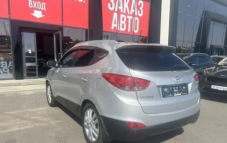 Hyundai ix35 I рестайлинг, 2011 год, 1 350 000 рублей, 4 фотография