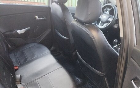 KIA Rio III рестайлинг, 2013 год, 600 000 рублей, 5 фотография