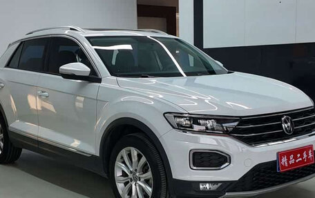 Volkswagen T-Cross I, 2023 год, 1 600 000 рублей, 3 фотография