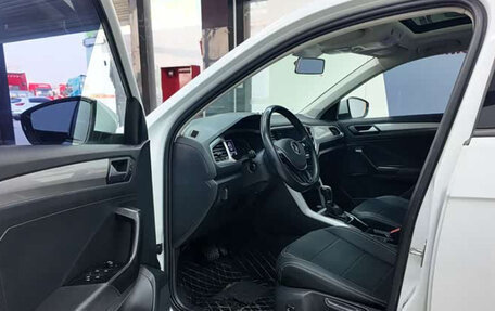 Volkswagen T-Cross I, 2023 год, 1 600 000 рублей, 4 фотография