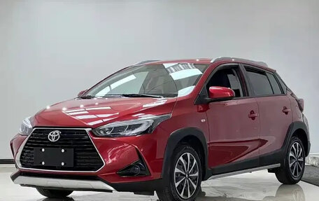 Toyota Yaris XP150 рестайлинг, 2022 год, 866 000 рублей, 1 фотография