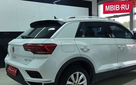 Volkswagen T-Cross I, 2023 год, 1 600 000 рублей, 9 фотография