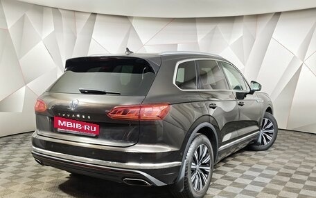 Volkswagen Touareg III, 2020 год, 5 650 000 рублей, 2 фотография