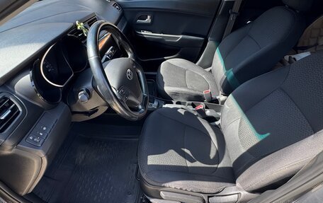 KIA Rio III рестайлинг, 2015 год, 1 117 000 рублей, 28 фотография