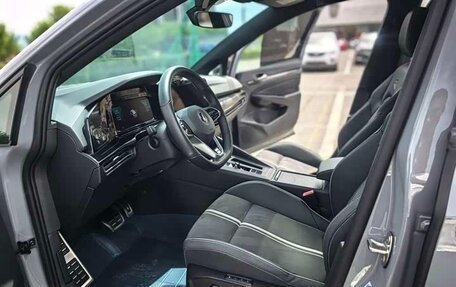 Volkswagen Golf VIII, 2023 год, 1 940 000 рублей, 9 фотография
