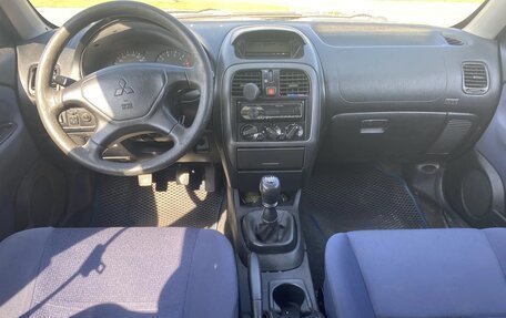 Mitsubishi Carisma I, 2002 год, 85 000 рублей, 4 фотография