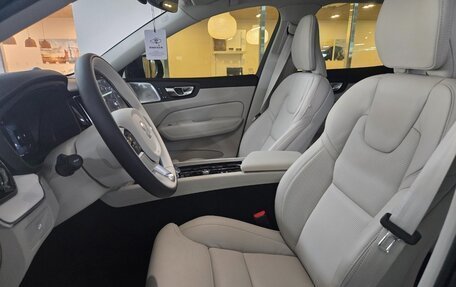 Volvo XC60 II, 2025 год, 7 187 700 рублей, 10 фотография
