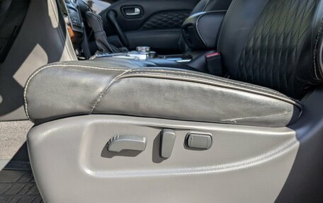 Infiniti QX80 I рестайлинг, 2019 год, 4 690 000 рублей, 8 фотография