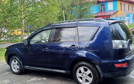 Mitsubishi Outlander III рестайлинг 3, 2011 год, 1 049 000 рублей, 8 фотография