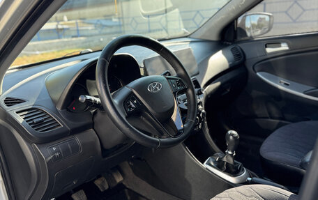 Hyundai Solaris II рестайлинг, 2013 год, 795 000 рублей, 11 фотография
