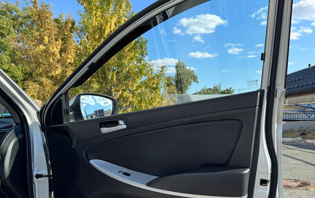 Hyundai Solaris II рестайлинг, 2013 год, 795 000 рублей, 26 фотография