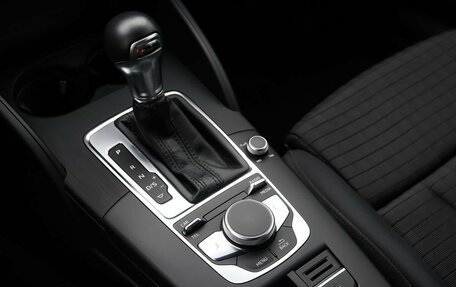 Audi A3, 2019 год, 2 690 000 рублей, 16 фотография