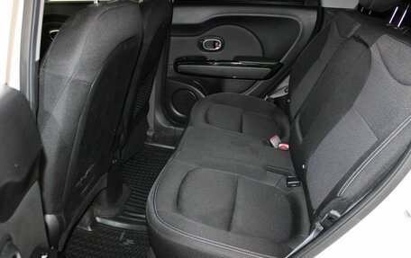 KIA Soul II рестайлинг, 2017 год, 1 517 000 рублей, 12 фотография