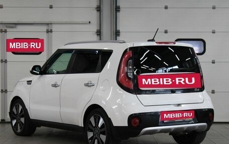 KIA Soul II рестайлинг, 2017 год, 1 517 000 рублей, 7 фотография