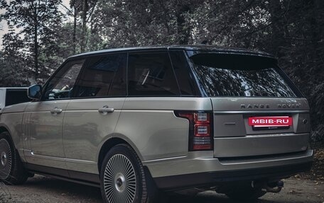 Land Rover Range Rover IV рестайлинг, 2014 год, 5 600 000 рублей, 4 фотография