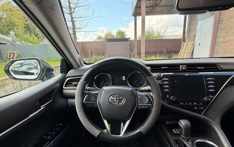 Toyota Camry, 2019 год, 2 250 000 рублей, 8 фотография