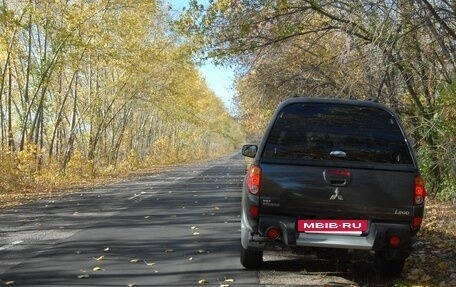 Mitsubishi L200 IV рестайлинг, 2011 год, 1 990 000 рублей, 5 фотография