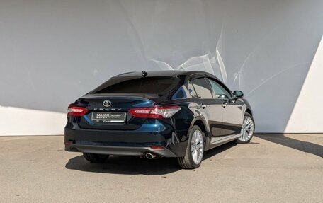 Toyota Camry, 2018 год, 2 500 000 рублей, 23 фотография