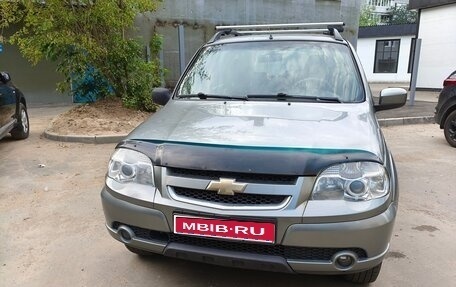 Chevrolet Niva I рестайлинг, 2013 год, 450 000 рублей, 1 фотография