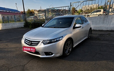 Honda Accord VIII рестайлинг, 2011 год, 1 350 000 рублей, 2 фотография
