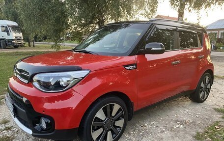 KIA Soul II рестайлинг, 2017 год, 1 620 000 рублей, 2 фотография