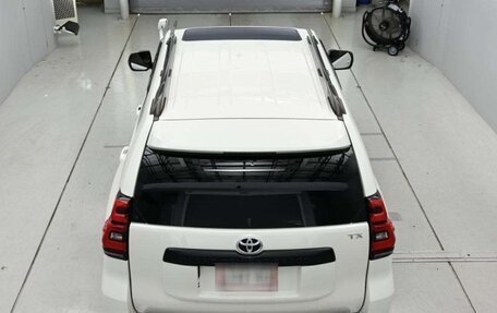 Toyota Land Cruiser Prado 150 рестайлинг 2, 2023 год, 7 138 000 рублей, 6 фотография