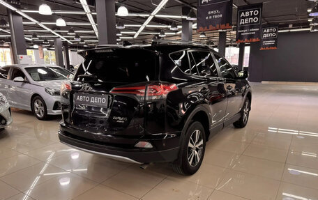Toyota RAV4, 2016 год, 2 200 000 рублей, 10 фотография