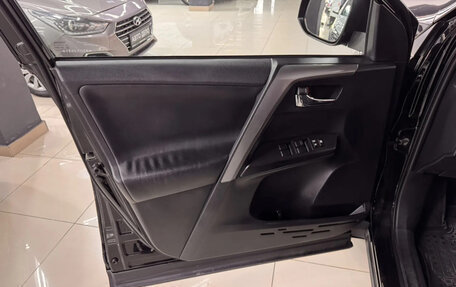 Toyota RAV4, 2016 год, 2 200 000 рублей, 15 фотография