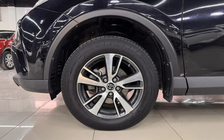 Toyota RAV4, 2016 год, 2 200 000 рублей, 12 фотография