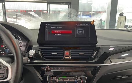 BMW 1 серия, 2023 год, 1 900 000 рублей, 10 фотография
