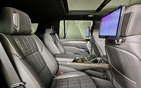 Cadillac Escalade V, 2025 год, 20 600 000 рублей, 16 фотография