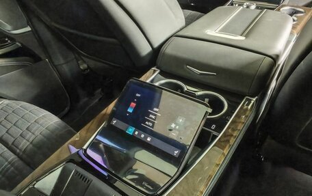 Cadillac Escalade V, 2025 год, 20 600 000 рублей, 30 фотография