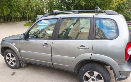 Chevrolet Niva I рестайлинг, 2013 год, 450 000 рублей, 3 фотография