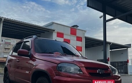 Chevrolet Niva I рестайлинг, 2011 год, 685 000 рублей, 2 фотография