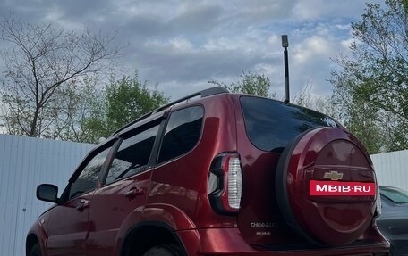 Chevrolet Niva I рестайлинг, 2011 год, 685 000 рублей, 4 фотография